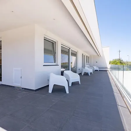 Villa Luxury 3 Bed With Pool & Jacuzzi *